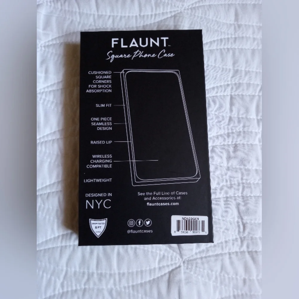 Flaunt Samsung Galaxy S22 Square Phone Case. New!